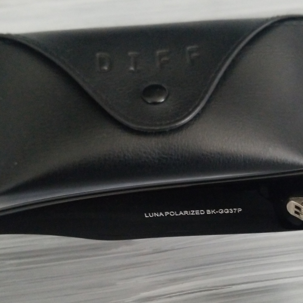 Diff Eyewear - Picture 3 of 4